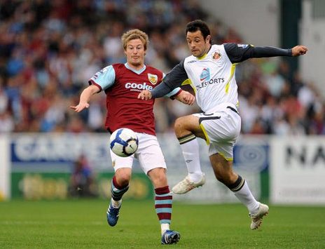 İngiltere: Darren Bent ve takım arkadaşlarının gol sevinci (Sunderland) (PA)