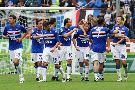 Sampdoria celebrating vs Siena - Serie A (Grazia Neri)