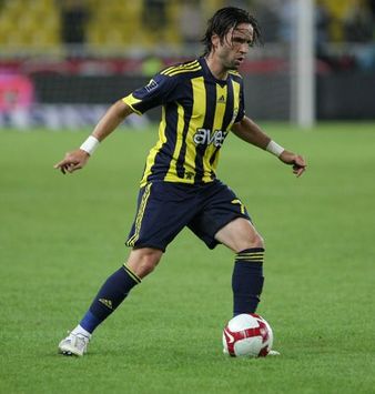 Turkcell Süper Lig: Gökhan Gönül (Fenerbahçe) (fenerbahce.org)