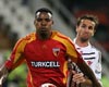 Tomas Sivok (Besiktas) - Ariza Makukula (Kayserispor) (bjk.com.tr)