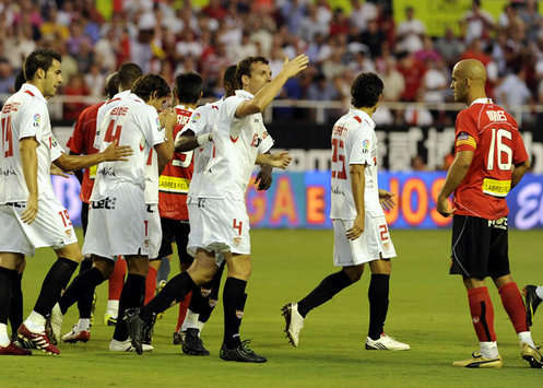 İspanya: Sebastien Squillaci'nin gol sevinci (Sevilla) (MARCA)