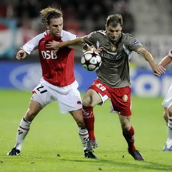 CL: AZ - Standard Luik, Brett Holman and Milan Jovanovic (foto PRO SHOTS)