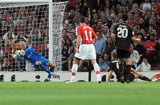 Olympiakos' Defender Olof Mellberg Hopeful Of Victory Over Arsenal To Keep Alive Champions League Qualification Hopes