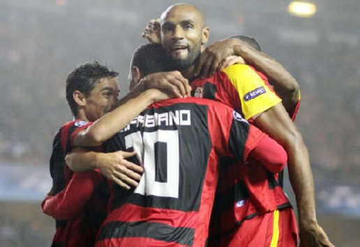 Navas, Luis Fabiano, Kanoute, Rangers, Sevilla (MARCA)
