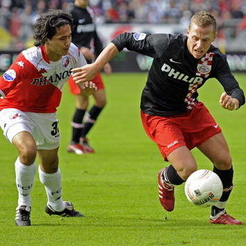 Mark van der Maarel vs Balazs Dzsudzsak, FC Utrecht - PSV (Foto PROSHOTS)