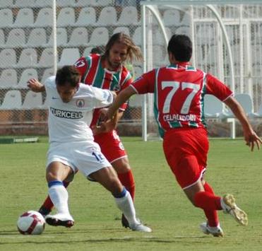 Turkcell Süper Lig: Diyarbakırspor - İstanbul Büyükşehir Belediyespor (ibbspor.com)