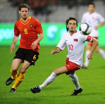 Jan Vertonghen (Belgium) - Tuncay Sanli (Turkey) (tff.org)