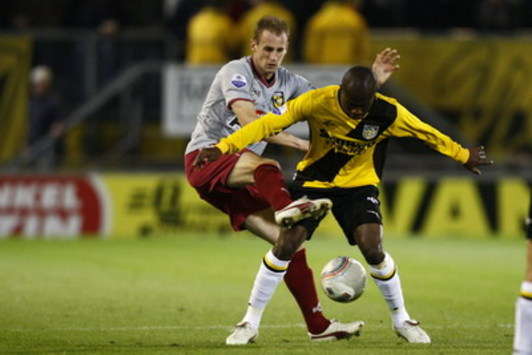 NAC Breda - Vitesse, Frank van der Struik and Matthew Amoah (foto PROSHOTS)