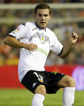 Barcelona Sign Valencia Winger Juan Mata - Report