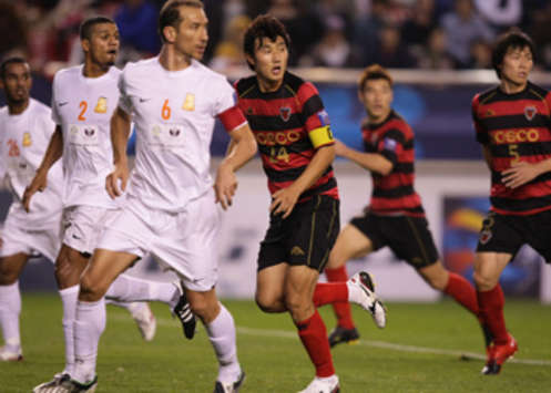 Umm Salal capt Aziz Ben Askar, Pohang capt Hwang Jae-won