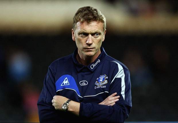 David Moyes admits Everton could sell Steven Pienaar to raise funds to sign a striker