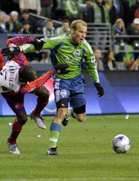 Freddie Ljungberg, Seattle Sounders FC versus FC Dallas, Major League Soccer (Troy Zielonka, Goal.com)