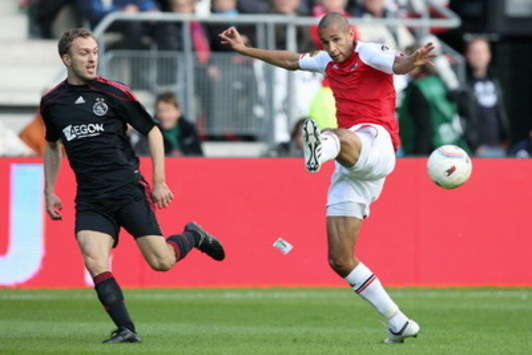 AZ Alkmaar - Ajax, Dennis Rommedahl vs. Simon Poulsen (foto PROSHOTS)