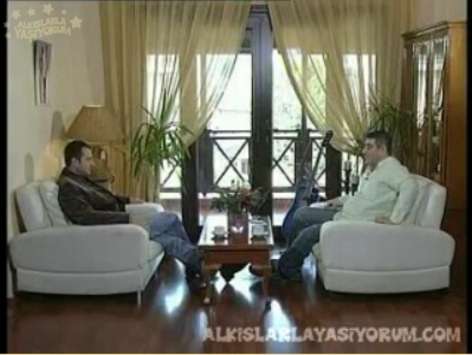 Ercan Saatçi & Metin Özülkü (alkislarlayasiyorum.com)