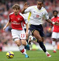 EPL: Andrey Arshavin - Tom Huddlestone, Arsenal - Tottenham (Getty Images)