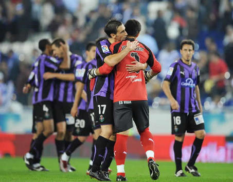 İspanya: Luis Prieto ve Justo Villar (Valladolid) (Getty Images)