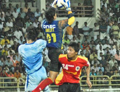 I-League: Kingfisher East Bengal vs Viva Kerala (Mangoo Peel)