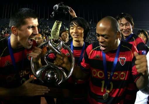 Pohang Steelers celebrate ACL win (Getty Images)
