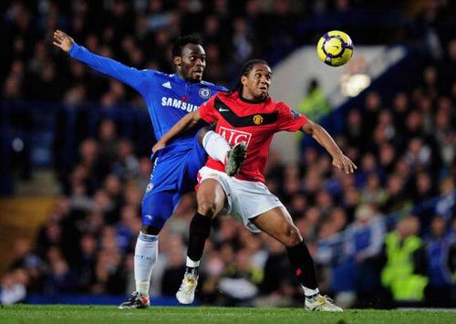 EPL: Michael Essien - Anderson, Chelsea - Manchester United (Getty Images)
