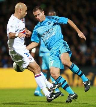 Ligue 1 : Benoit Cheyrou (Marseille) vs Cris (Lyon)