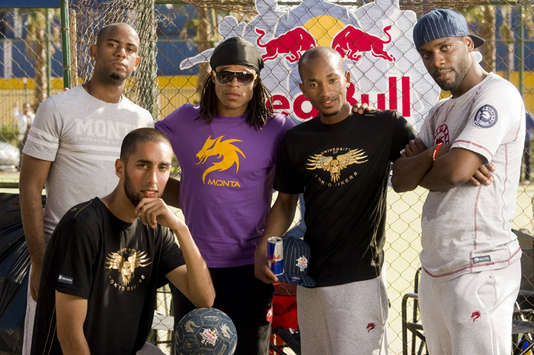 Edgar Davids & Street Legends (Red Bull)