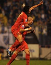 Bruno Alves and Pepe, Bosnia-Herzegovina - Portugal (Getty Images)