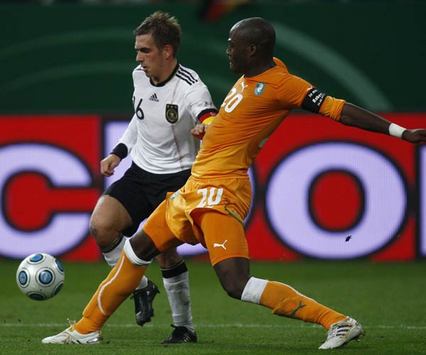 Germany - Ivory Coast: Philipp Lahm & Guy Demel (Bongarts/Getty-Images)