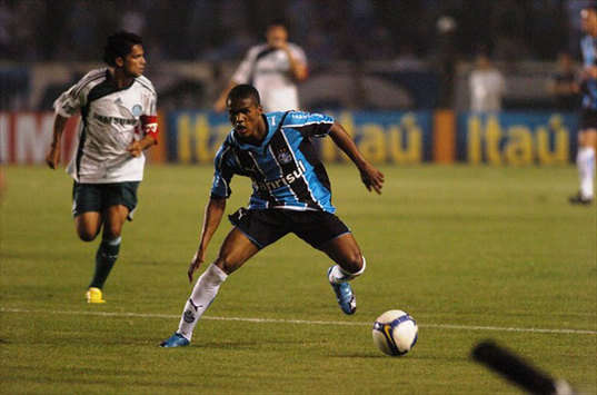 Douglas Costa - Grêmio x Palmeiras