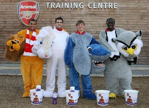 Theo Walcott, Cesc Fabregas, Andrey Arshavin, Bacary Sagna (Arsenal FC)