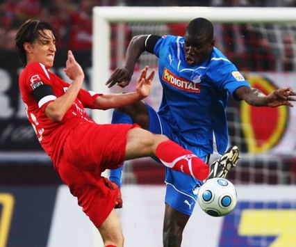 Bundesliga: 1. FC Köln - TSG 1899 Hoffenheim / Pedro Geromel & Demba Ba (Bongarts/Getty-Images)