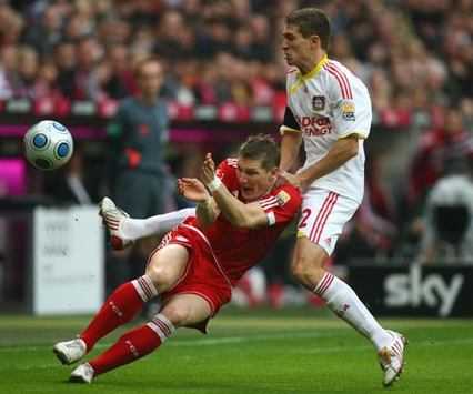 Bundesliga: Bayern München - Bayer Leverkusen / Bastian Schweinsteiger & Daniel Schwab (Bongarts/Getty-Images)