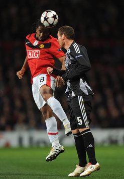 CL: Anderson (Manchester United) - Michael Fink (Besiktas) (Getty Images)