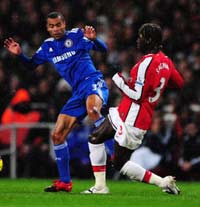 EPL: Ashley Cole - Bacary Sagna, Arsenal -  Chelsea (Getty Images)