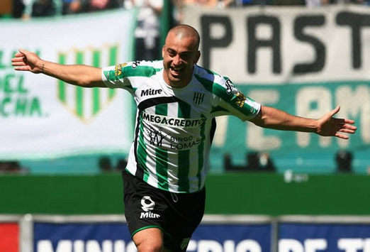 Santiago Silva - Delantero de Banfield