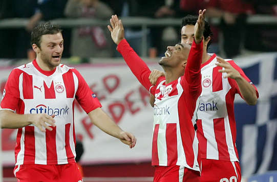 Champions League: Olympiakos v Arsenal (INTIME)