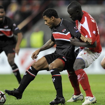 Standard Liege 1-1 AZ Alkmaar: Injury Time Drama Sees Keeper Bolat Grab Winner