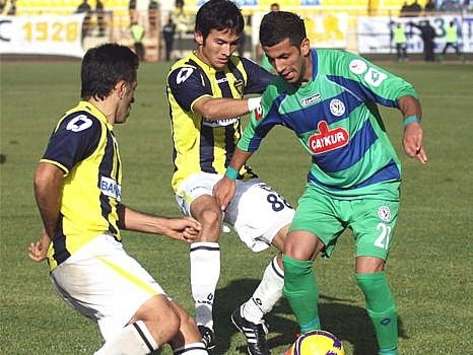 Bank Asya 1. Lig: Bucaspor - Rizaspor