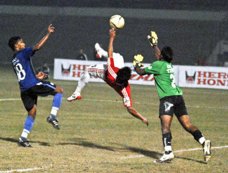 Lajong FC Tuboi bicycle kick goal against Dempo (Mangopeel)