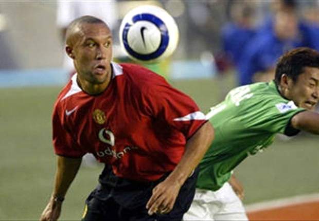 Timbers sign former Manchester United defender Mikael Silvestre