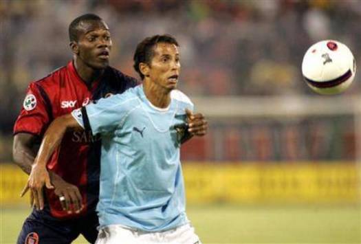 Cesar e Suazo in azione