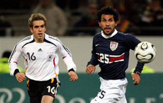 Philipp Lahm of Germany & Pablo Mastroeni of USA (AFP)