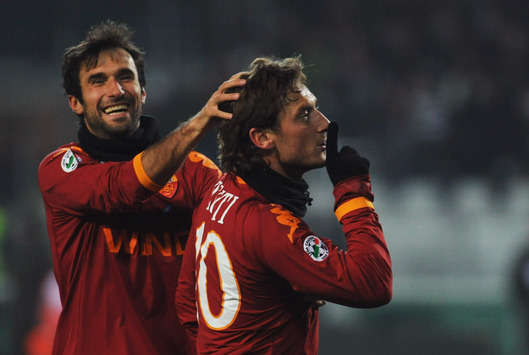 Totti e Vucinic in Juventus-Roma - Serie A