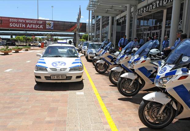 World Cup 2010: South African Police Display Readiness For Tournament