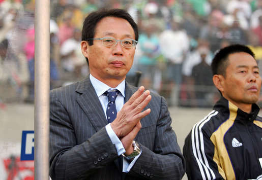 South Africa v Japan coach Takeshi Okada(Getty Images)