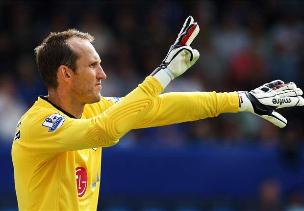 Mark Hughes: Fulham Are 'Indebted' To Mark Schwarzer For The Draw With Everton 