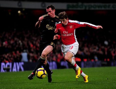 EPL: Andrei Arshavin - Jamie Carragher, Arsenal - Liverpool (Getty Images)
