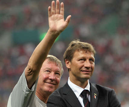 2005 trifft Buchwald mit den Uwara Red Diamonds auf Sir Alex Ferguson und Manchester United (Getty Images)