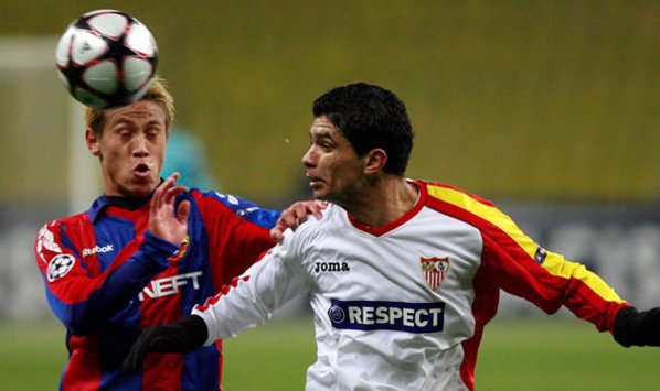 Şampiyonlar Ligi: Keisuke Honda (CSKA Moskova) - Renato (Sevilla) (Getty Iamges)
