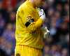 Diejek, Boruc Lempar Botol Ke Penonton