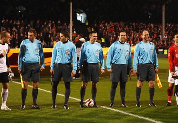 UEFA to continue with additional assistant referees